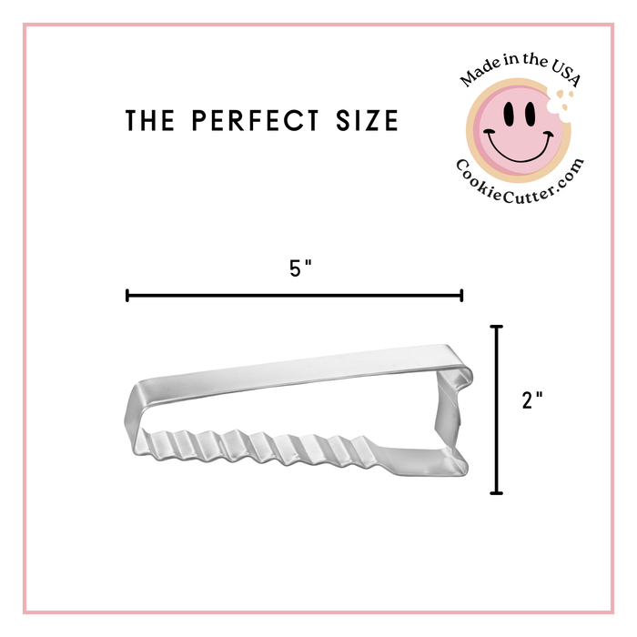 Hand Saw Cookie Cutter 5 in B1115