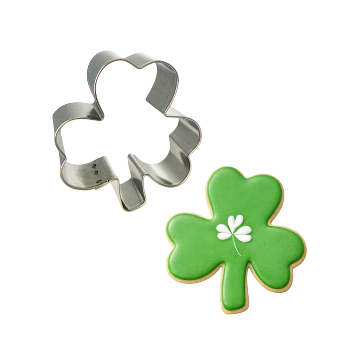 Shamrock Cookie Cutter 2.75 in B27F