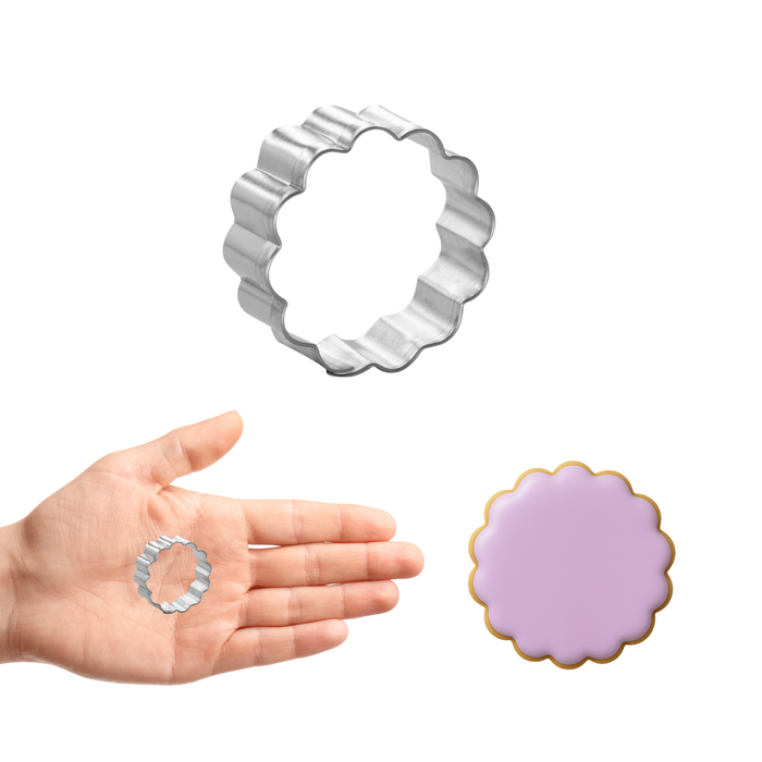 Mini Round Fluted Cookie Cutter 1.5 in M186